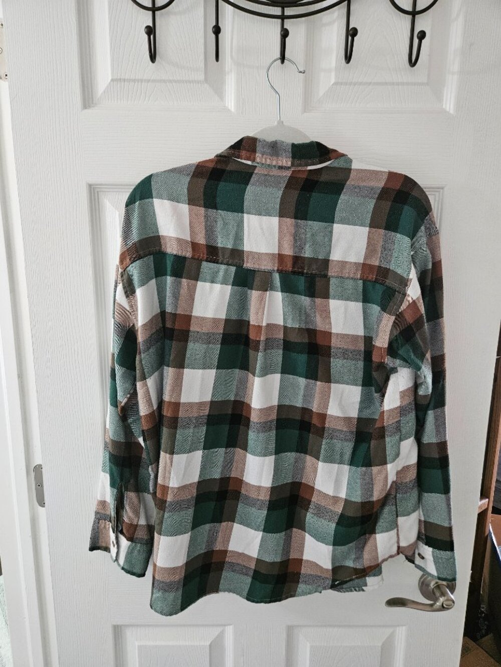 Mens(Unisex) Plaid Hollister Flannel Button Down Shirt - Picture 2 of 6